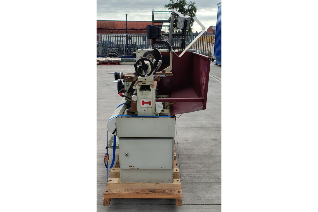 Harrison 600 Group M300 415V lathe with Acu-Rite digital readout - W 1625 x D 940 x H 1670mm - Image 4 of 28