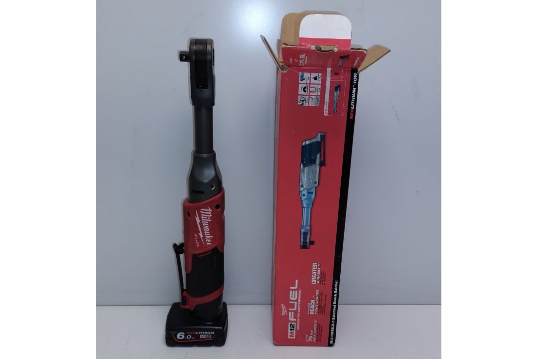 Milwaukee M12 FIR38LR 12V 3/8 inch drive cordless ratchet with 12v 6.0 Ah Li-ion battery - Image 1 of 7