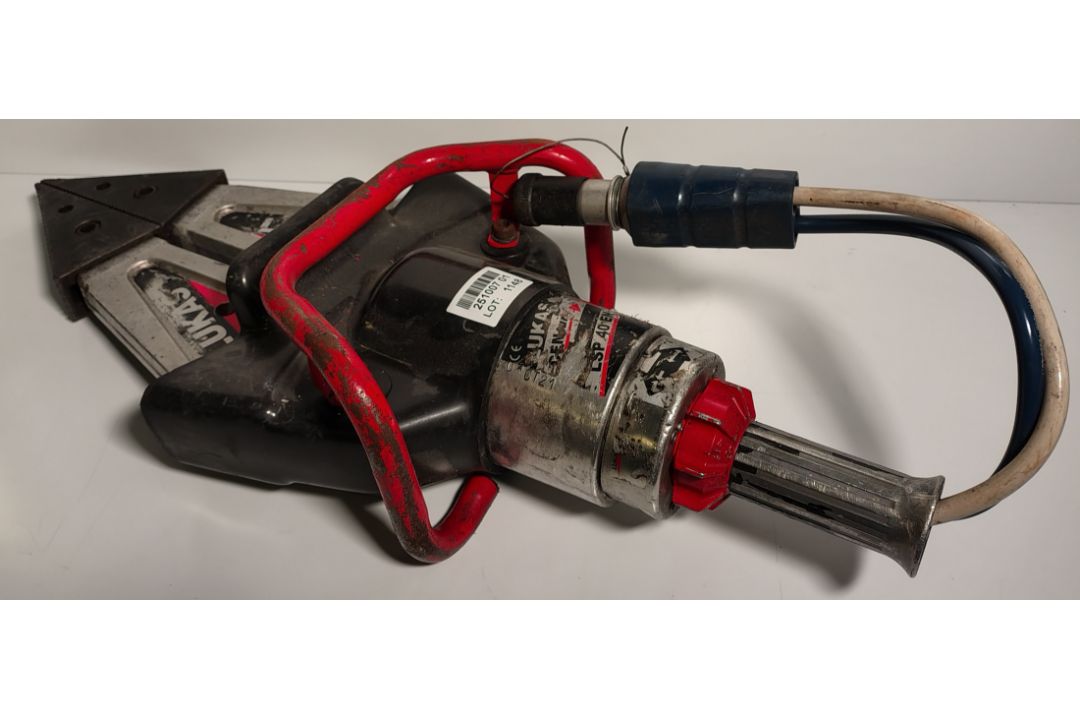Lukas Century LSP 40 EN 230kN rescue jaws of life - W 340 x D 1100 x H 180mm - Image 1 of 5
