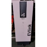 Schneider EV.2S7P22 7kW electric vehicle charging station - W 410 x D 220 x H 1150mm - 42kg