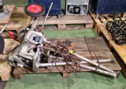 Ridgid 300 floor standing pipe threader - W 520 x D 800 x H 1430mm - 70kg