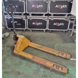 Jungheinrich hand pallet truck - 2000kg capacity