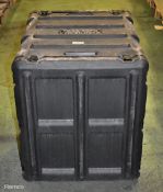 Amazon Cases plastic flight case with built in rackmounts - SOME LATCHES ARE DAMAGED