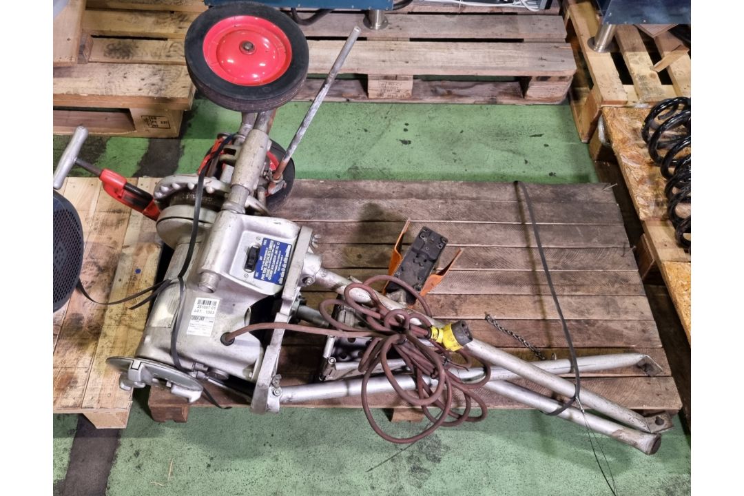 Ridgid 300 floor standing pipe threader - W 520 x D 800 x H 1430mm - 70kg - Image 2 of 6