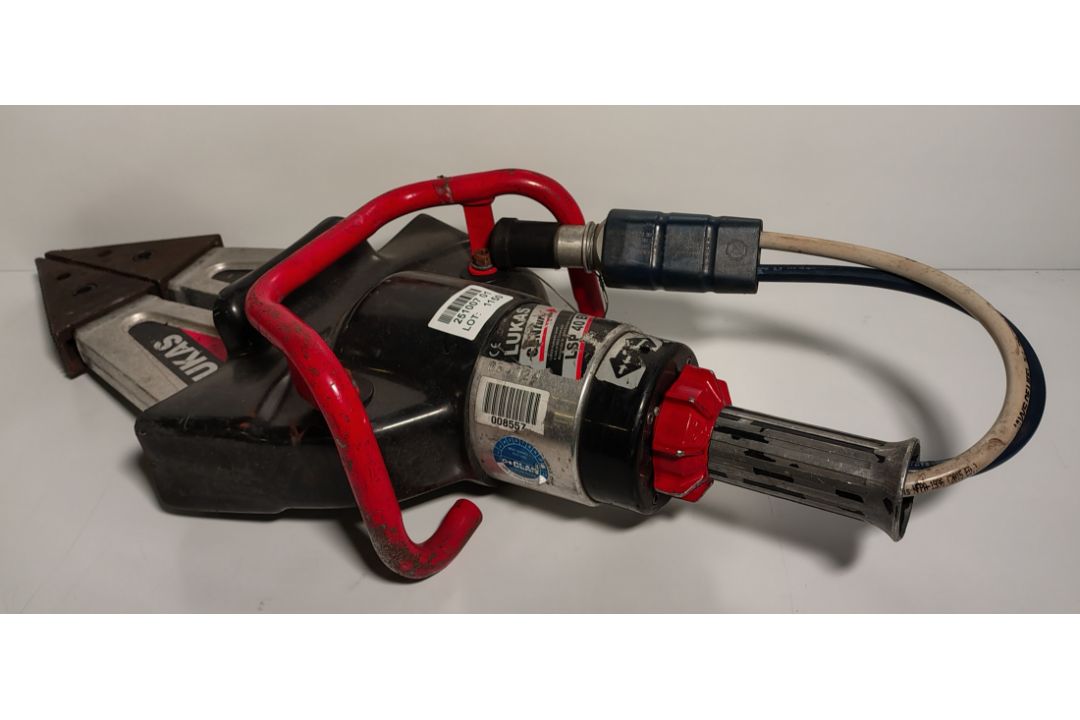 Lukas Century LSP 40 EN 230kN rescue jaws of life - W 340 x D 1100 x H 180mm - Image 1 of 4