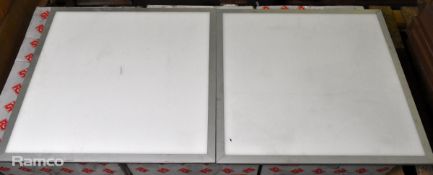 2x LED 43W panel luminaire UB66384KZ