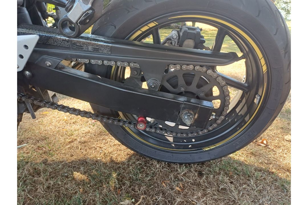 2011 Kawasaki Z750 motorbike - just over 19,000 miles - full details in the description - Image 14 of 16