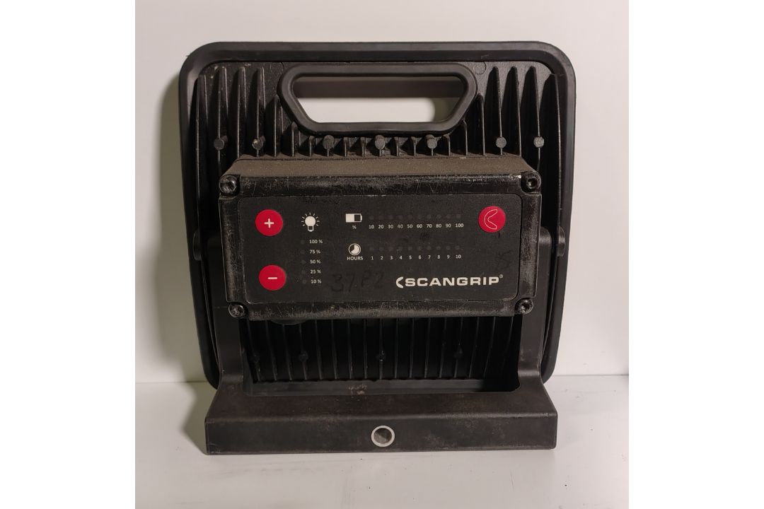 Fire & rescue accessories - hand backpack sprayer, scangrip lights, Ludo charger and more - Image 6 of 9