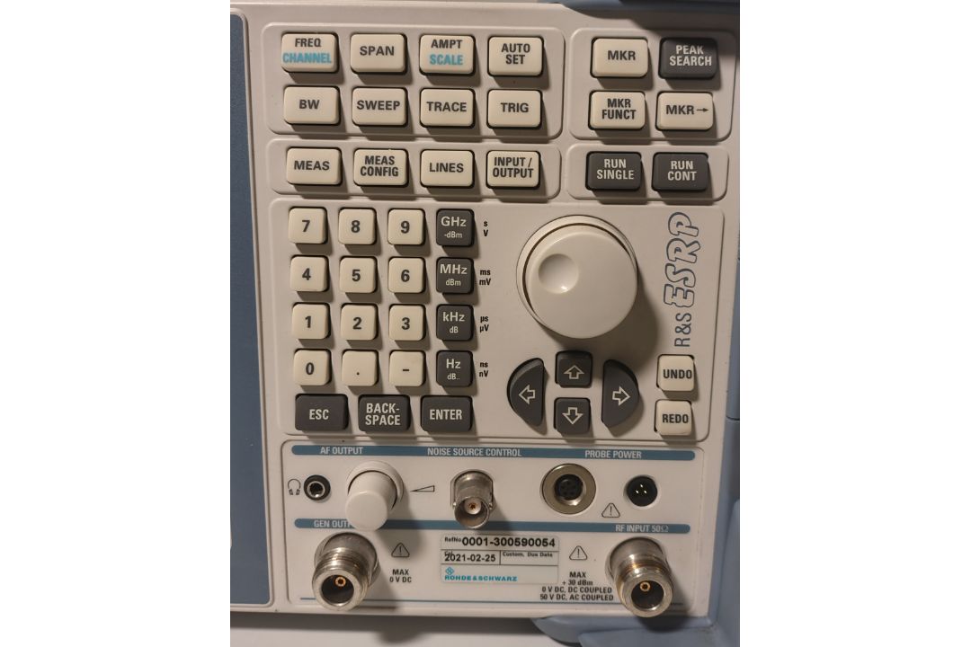 Rohde & Schwarz ESRP emi test receiver with front cover - 10Hz... 3.6GHz - W 470 x D 390 x H 370mm - Image 3 of 11