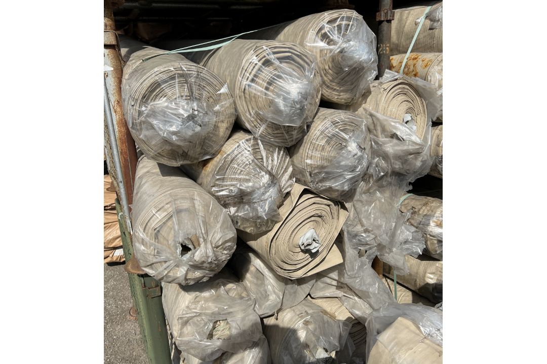 1x Roll of fibre reinforced tarpaulin - 4m wide x 50m long - 60kg - PLEASE NOTE - Stock images used - Image 3 of 4