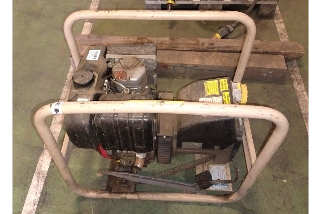 Sert 110V generator with Lombardini diesel engine and 3KVA alternator - W 660 x D 420 x H 580mm - Image 4 of 7