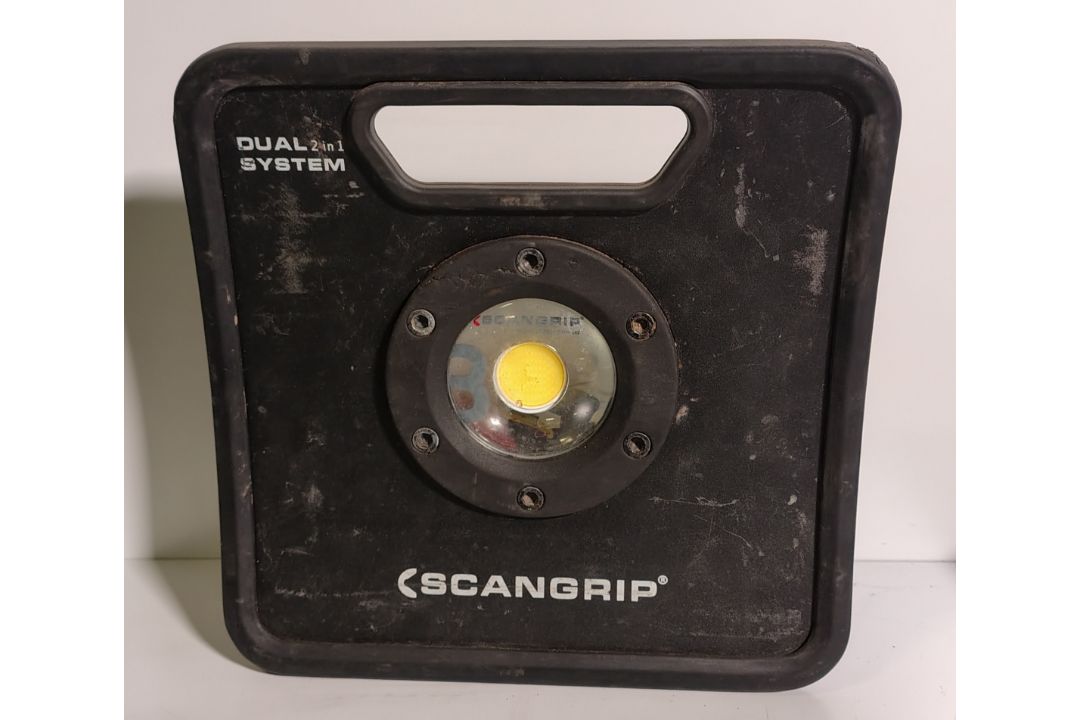 Fire & rescue accessories - hand backpack sprayer, scangrip lights, Ludo charger and more - Image 3 of 9