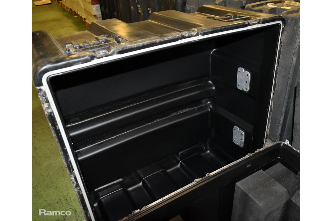 Hardigg single lid flight case - SOME LATCHES ARE DAMAGED - W 1020 x D 930 x H 990mm - 47kg - Image 5 of 5