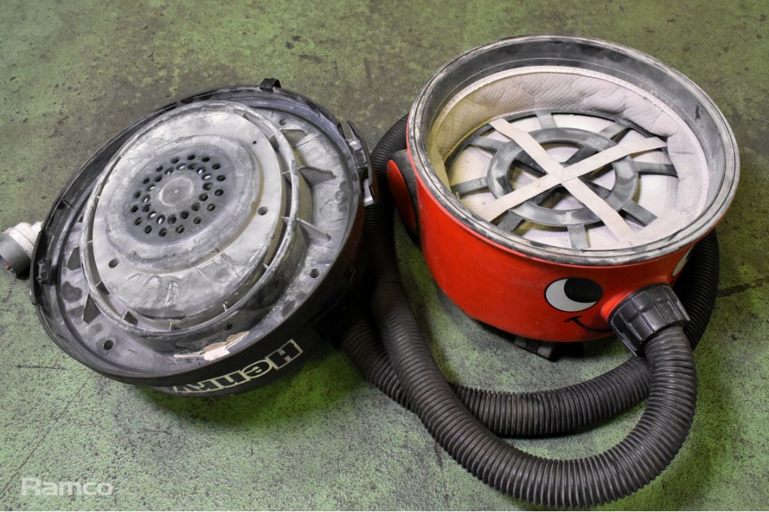 Numatic HVR 200-22 Henry vacuum cleaner - Image 5 of 5