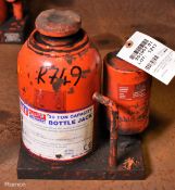 Sealey AM30A 30 tonne bottle jack - W 210 x D 200 x H 260mm - 19kg