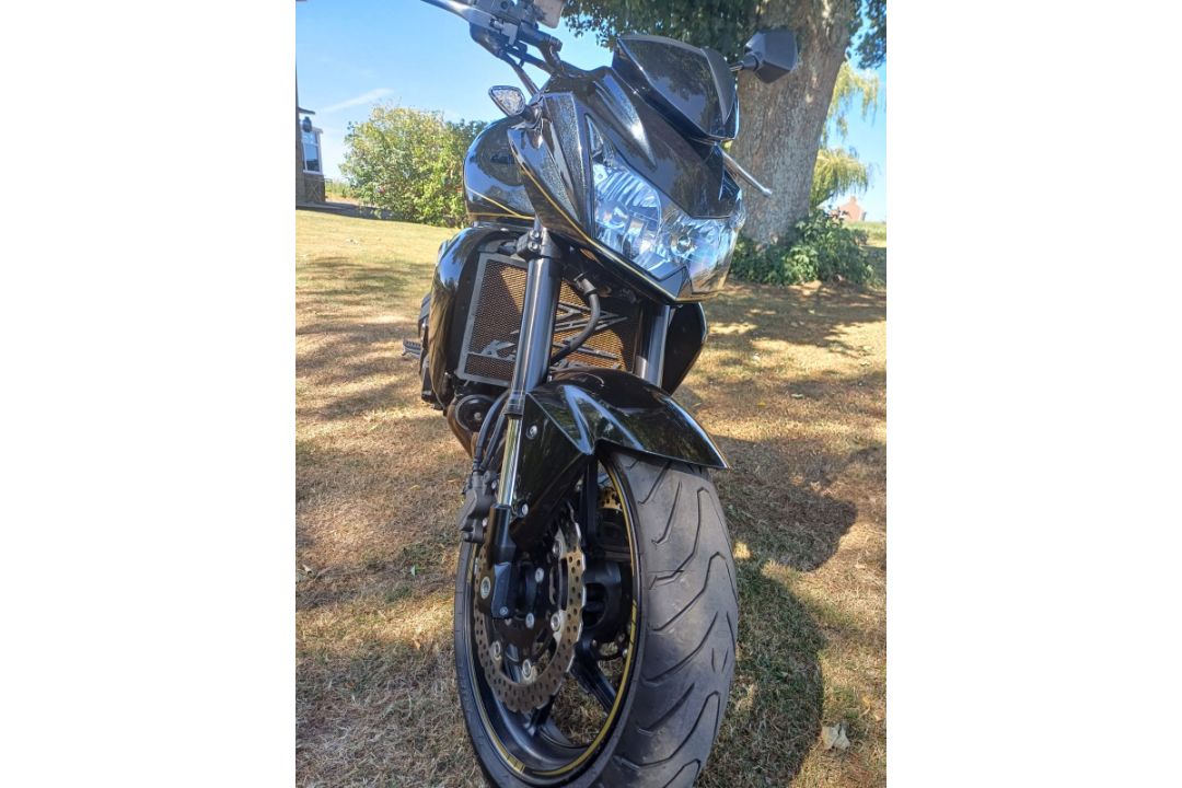 2011 Kawasaki Z750 motorbike - just over 19,000 miles - full details in the description - Image 4 of 16