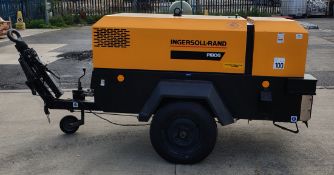 Ingersoll-Rand P180WDG portable compressor - Working pressure: 7 bar - Year: 2000 - 157 hours