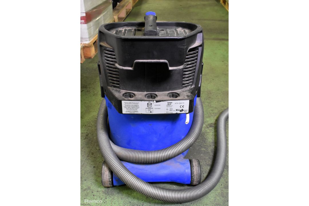 Nilfisk Attix 30-01 PC wet and dry vacuum cleaner - PLUG CUT OFF - Image 4 of 5