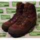 100x pairs of Grade 2 Various combat boots - may include - Magnum, YDS, Haix - mixed sizes - Image 5 of 7