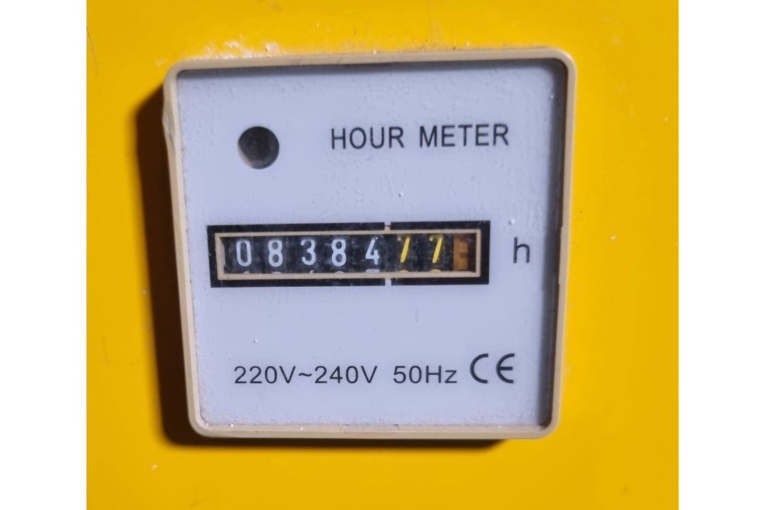 Master DH 62DV heavy duty mobile dehumidifier - Serial No: 98636000334 - running hours: 8384 - 240V - Image 3 of 5