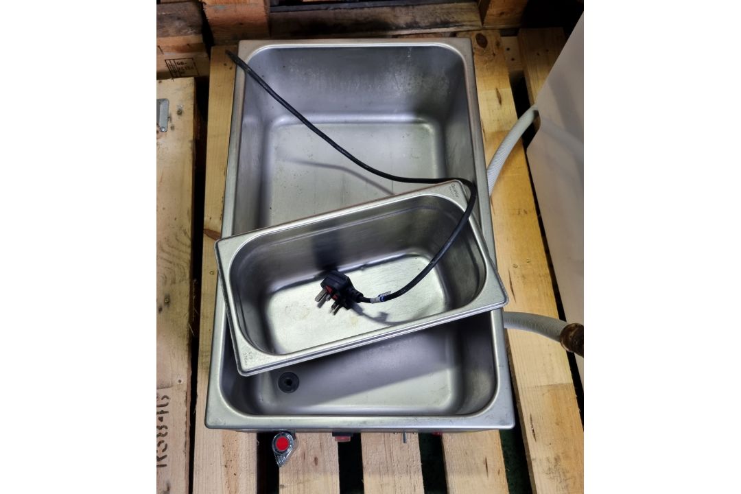 Buffalo S047-02 stainless steel electric bain marie with tap - W 340 x D 570 x H 240mm - Image 2 of 3