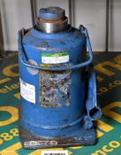 Weber-Hydraulik ATPX-12-230 12000kg telescopic lift bottle jack