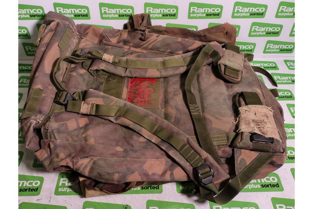 Mixed bags - rucksacks, holdalls - may require repair or be as spares - 127kg - see pictures - Image 4 of 11