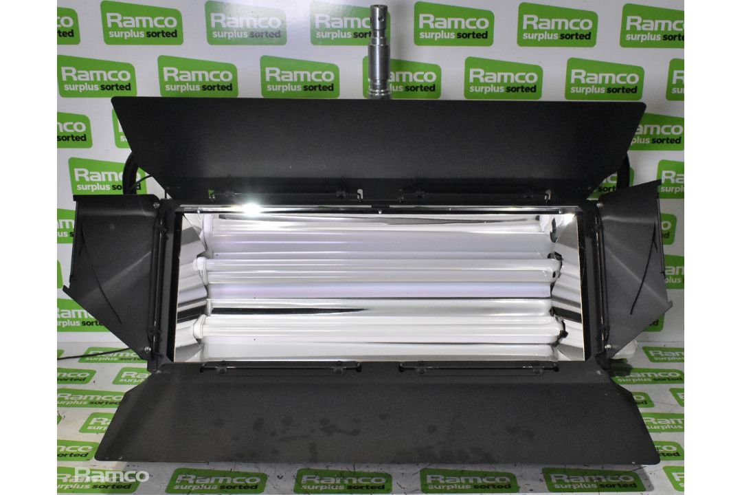 7x Desisti Lighting De Lux 2 fluorescent dimmable light fixtures - Image 3 of 6