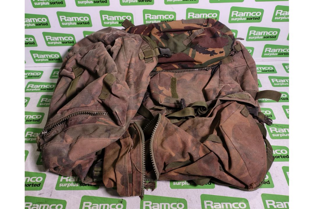 Mixed bags - rucksacks, holdalls - may require repair or be as spares - 127kg - see pictures - Image 1 of 11
