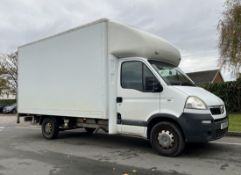 Vauxhall Movano 3500 CDTI LWB luton van with tail lift - 168,220 miles - first registered March 2011