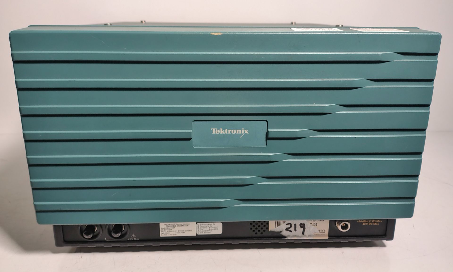 Tektronix RSA 6114A real-time spectrum analyzer - 9 kHz - 14 GHz - Serial No: BO10334 - Image 8 of 8