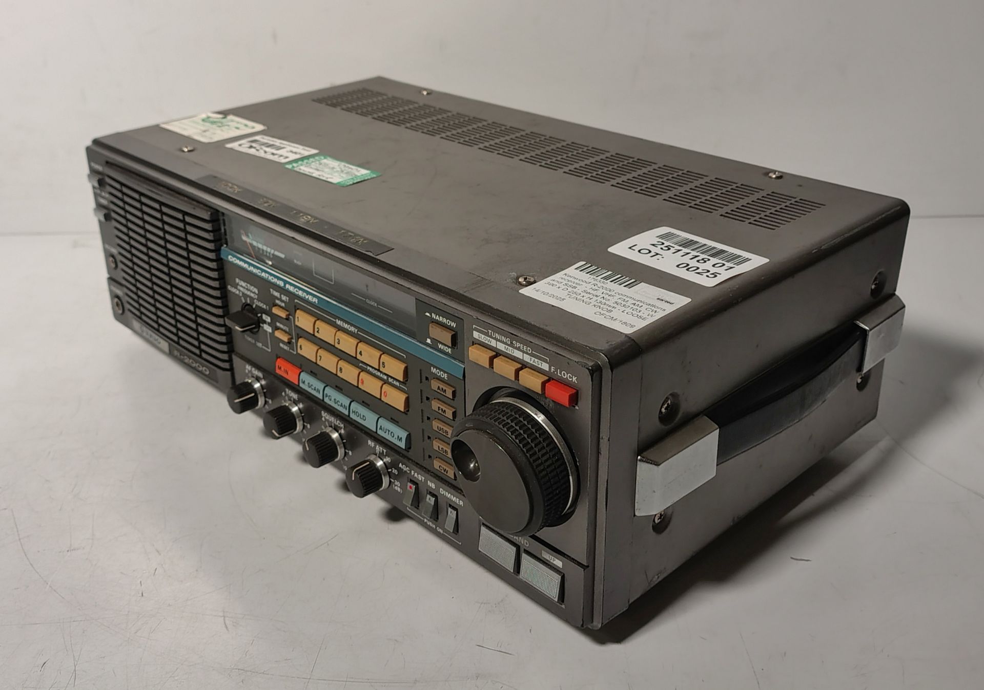 Kenwood R-2000 communications receiver - HF, VHF, FM, AM, CW and SSB - Serial No: 5030103 - Image 2 of 5