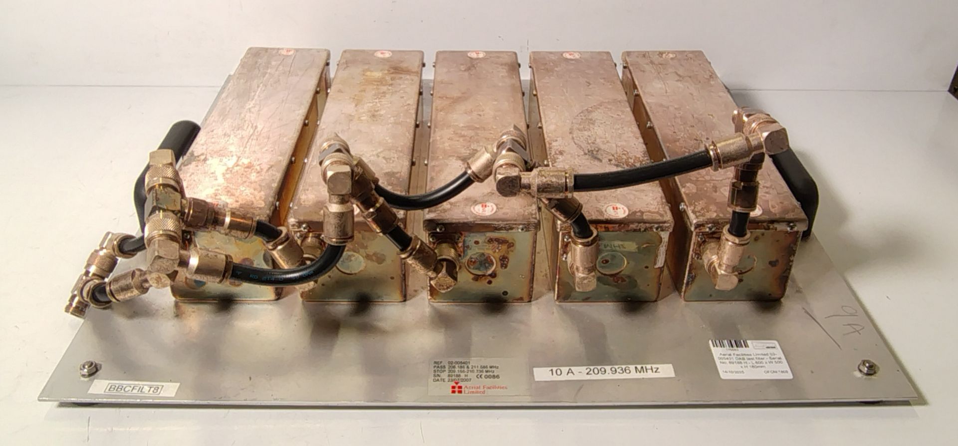 Aerial Facilities Limited 02-005401 DAB test filter - Serial No: 89188 H - L 600 x W 500 x H 180mm