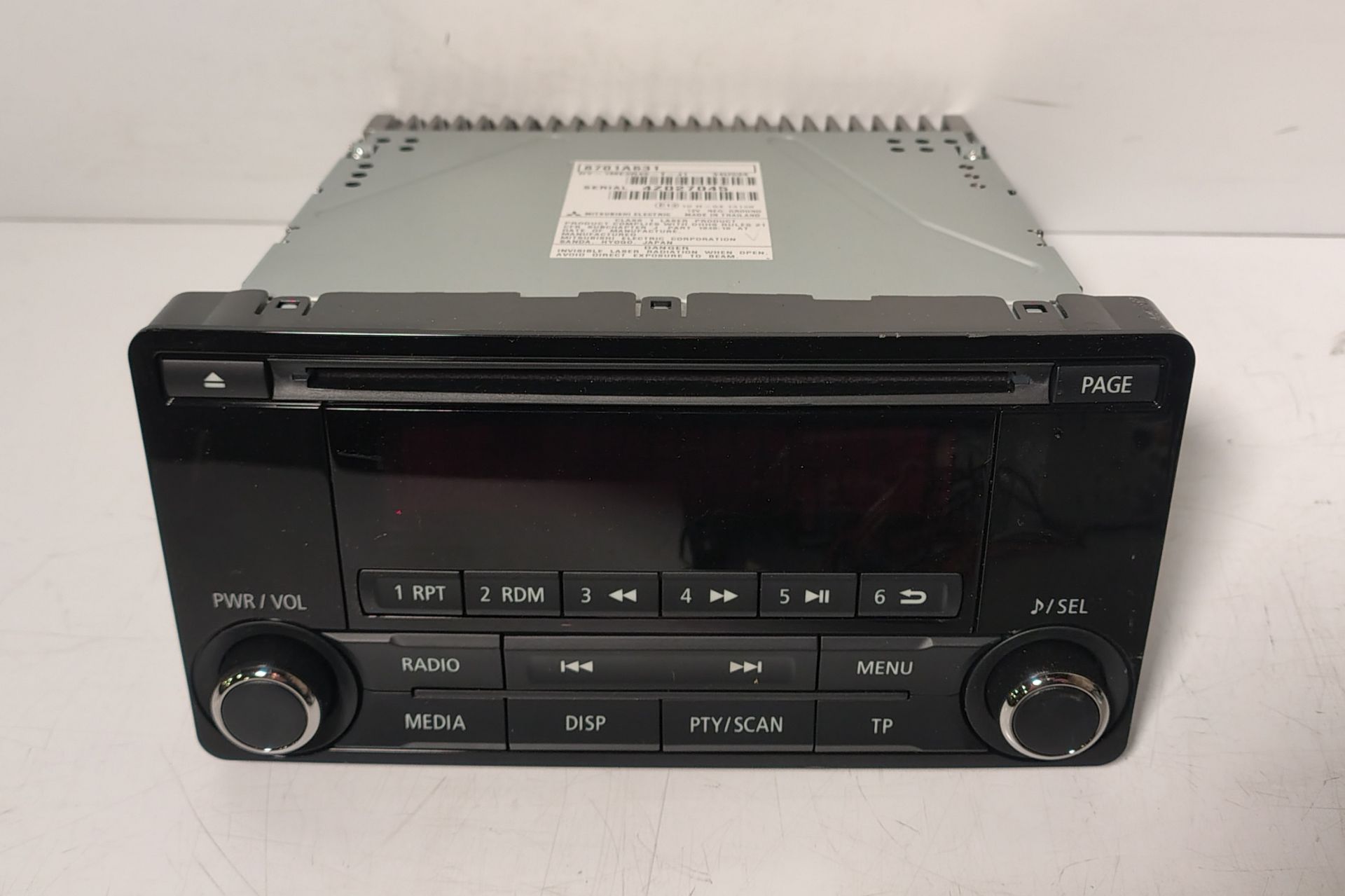 3x car stereos - 2x Mitsubishi head units and 1x Blaupunkt head unit - Image 2 of 11