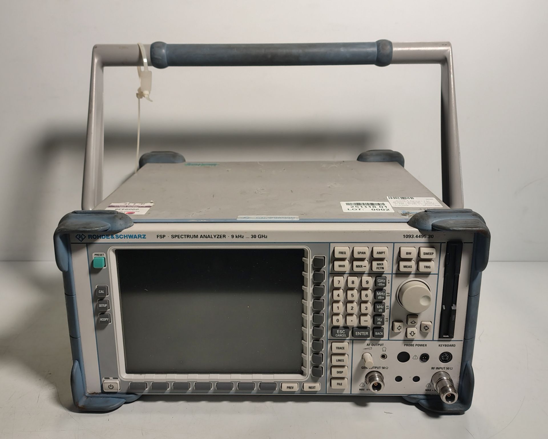 Rohde & Schwarz FSP spectrum analyzer - 9 kHz - 30 GHz - Serial No: 100504 - W 450 x D 530 x H 200mm
