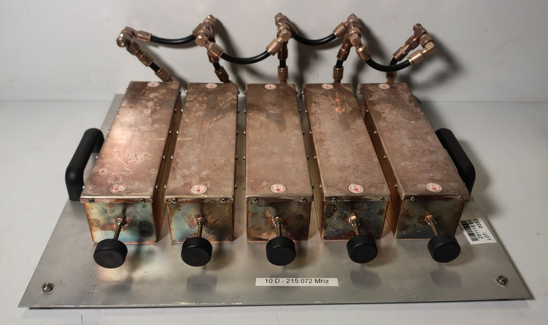 Aerial Facilities Limited 02-005401 DAB test filter - Serial No: 89192 H - L 600 x W 500 x H 180mm