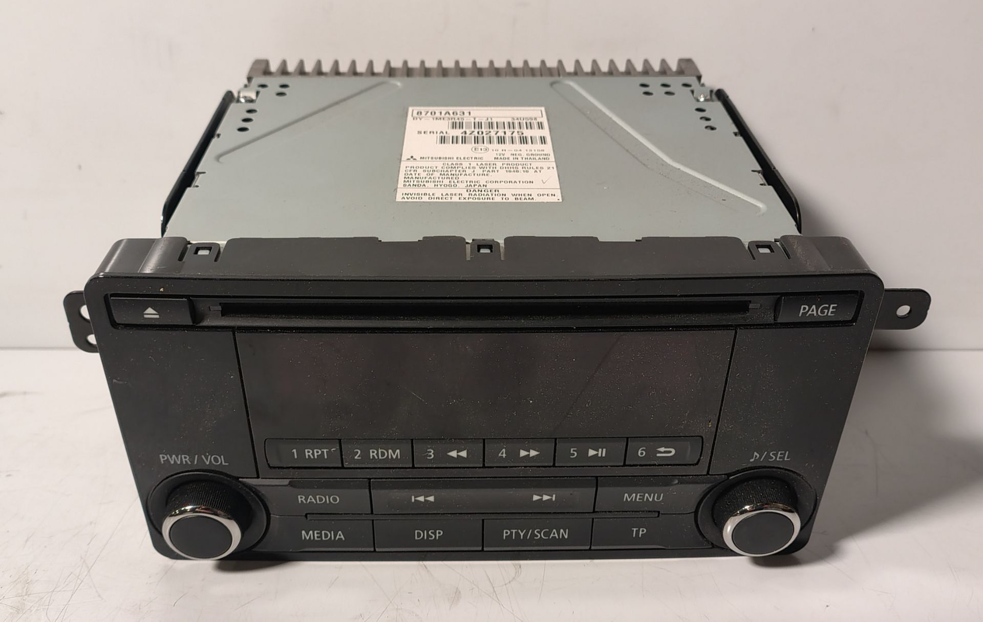 3x car stereos - 2x Mitsubishi head units and 1x Blaupunkt head unit - Image 5 of 11