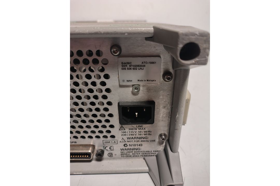 Agilent Technologies E4438C ESG vector signal generator - 250 kHz - 6 GHz - Serial No: MY42082026 - Image 7 of 8