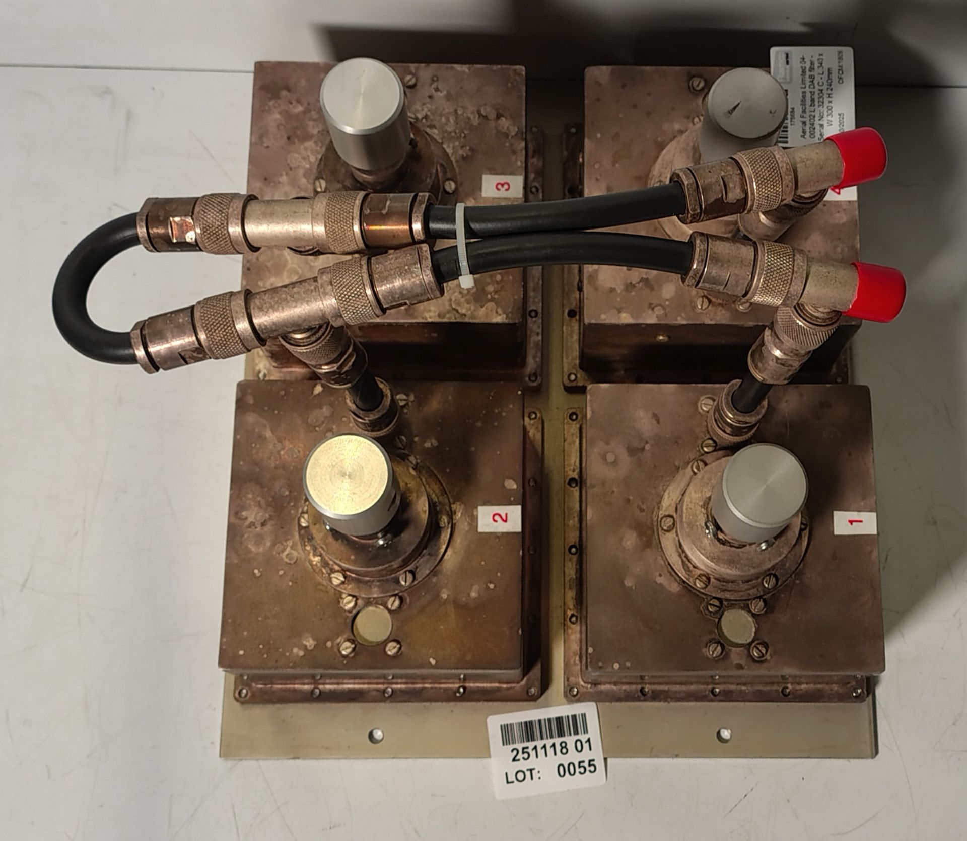 Aerial Facilities Limited 04-002402 L band DAB filter - Serial No: 32304 C - L 340 x W 300 x H 240mm - Image 2 of 4