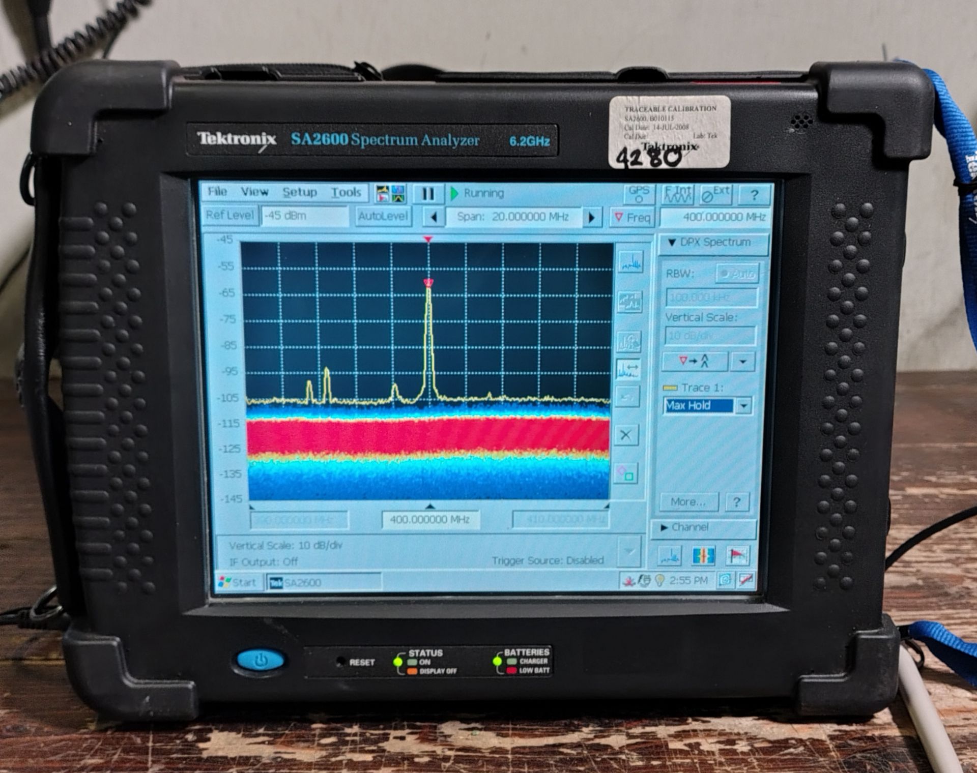 Tektronix SA 2600 spectrum analyzer in transport/storage case - 6.2 GHz - Serial No: B010115 - Image 2 of 8