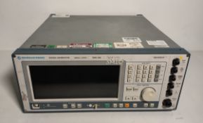 Rohde & Schwarz SMIQ 03B signal generator - 200 kHz - 3.3 GHz - Serial No: 100033