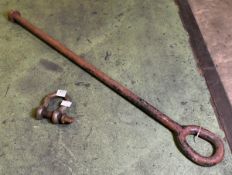 Industrial D shackle and tow bar - L 1680 x W 500 x H50mm