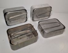 32x British Army pan mess tins - mixed sizes