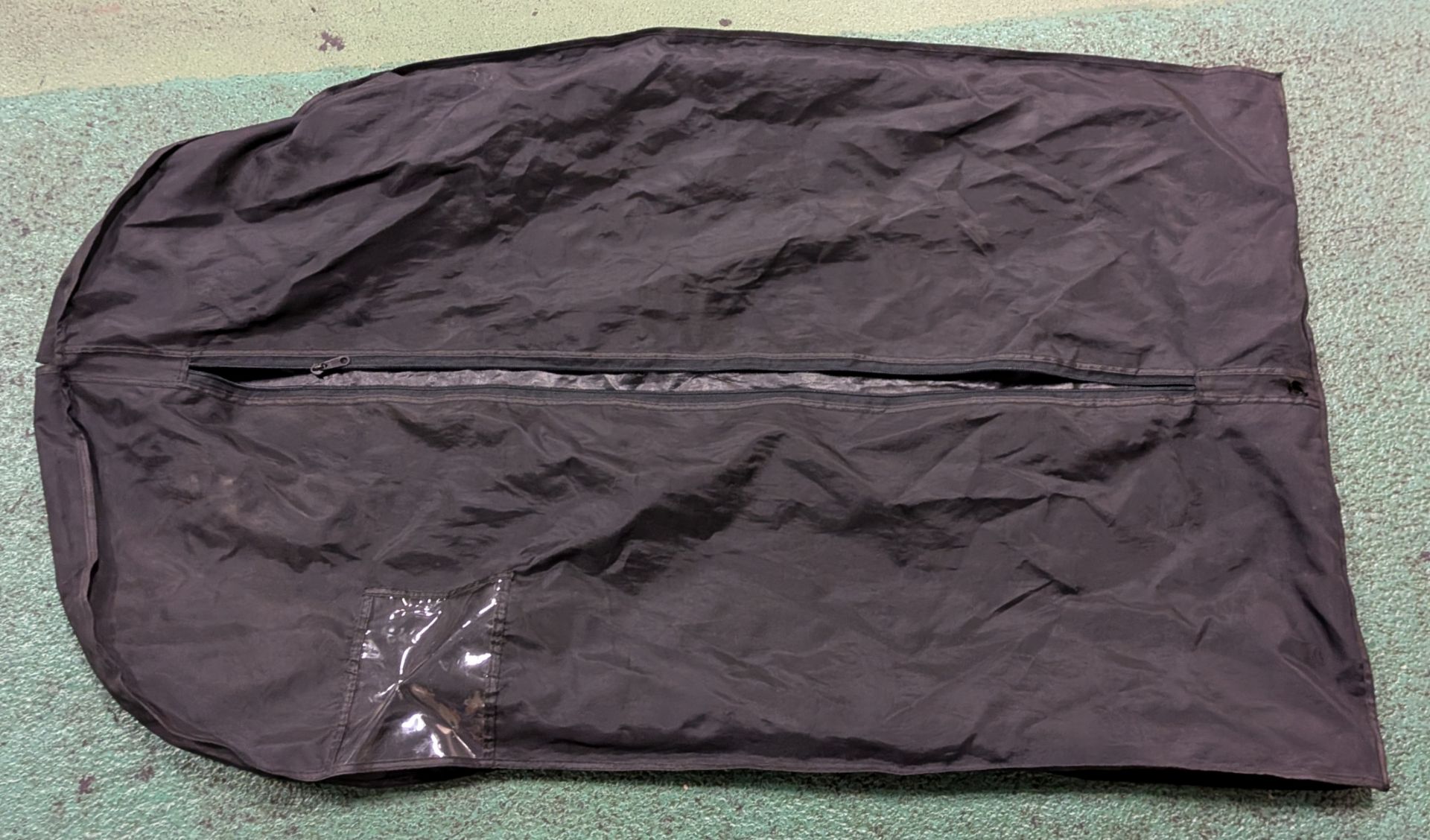 Various types of ex-military hardware and accessories - 171kg – may require repair / be incomplete - Image 4 of 7