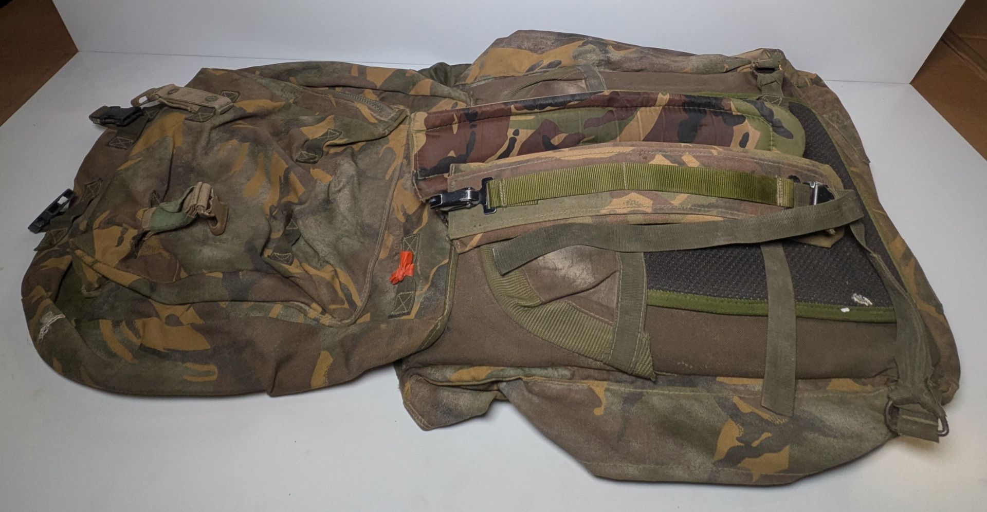 Mixed bags - rucksacks, holdalls - may require repair or be as spares - 144kg - Image 11 of 13
