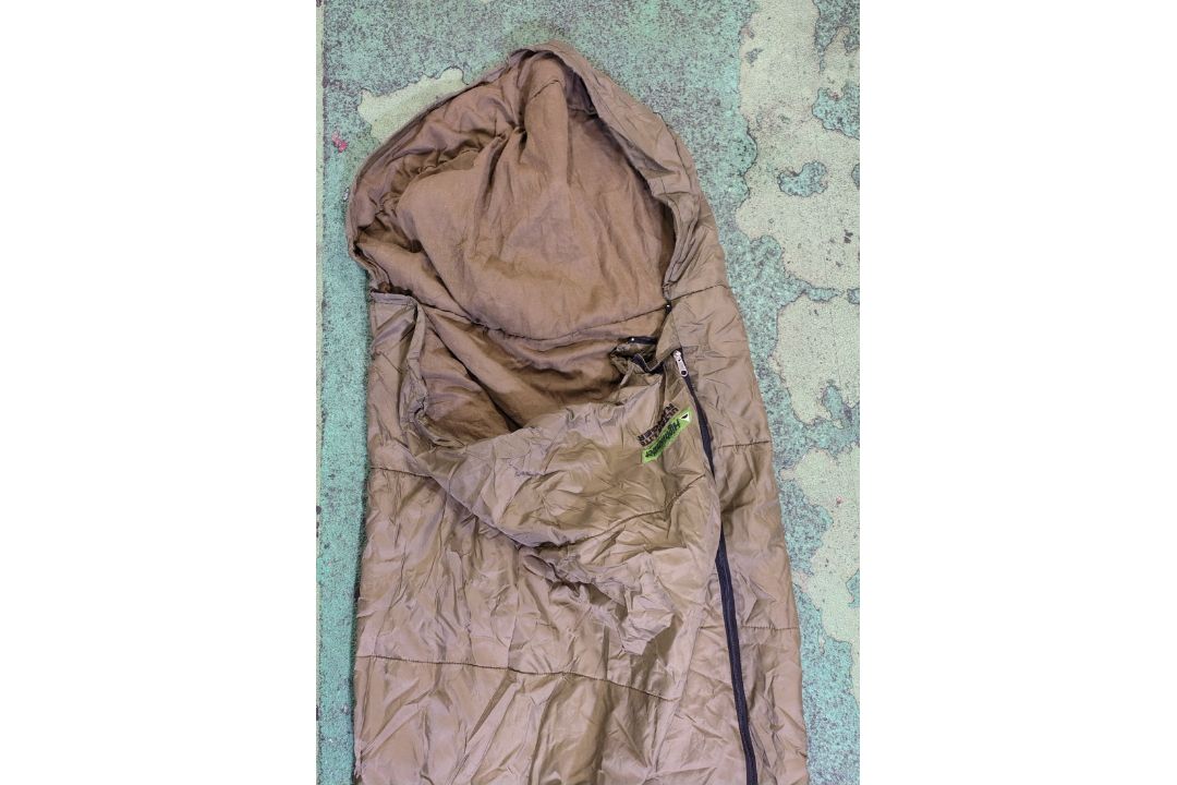 75x Sleeping bags - lightweight - Image 2 of 11