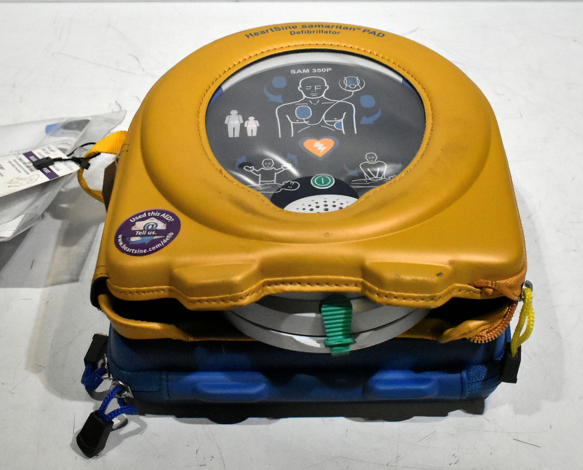 Heartsine samaritan pad defibrillator - Image 2 of 9