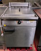 Falcon stainless steel single tank twin basket gas fryer - W 600 x D 830 x H 985mm - NO BASKETS