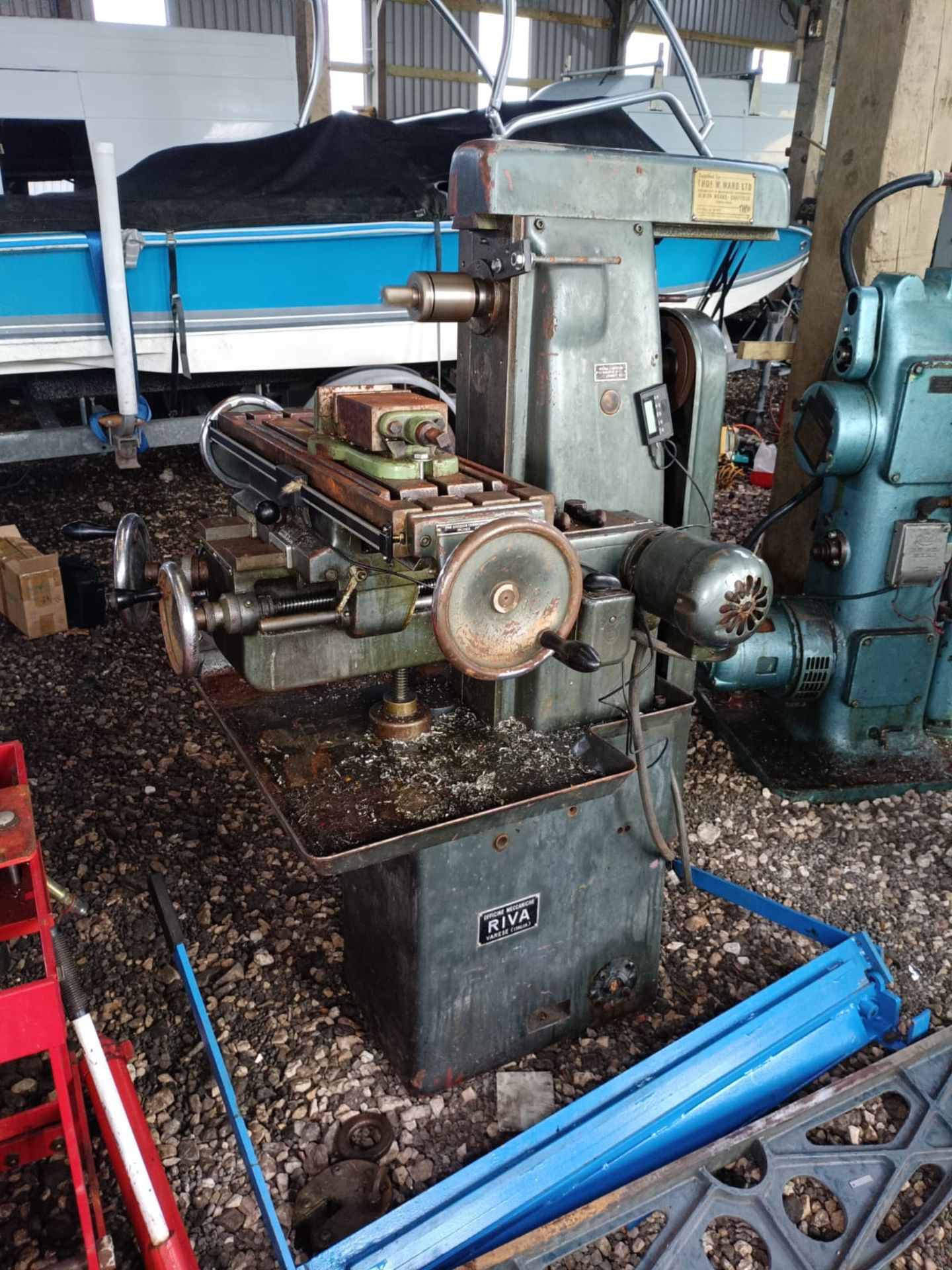 Regiva horizontal & vertical milling machine - 415V - This has been tested and does power up - Image 4 of 5