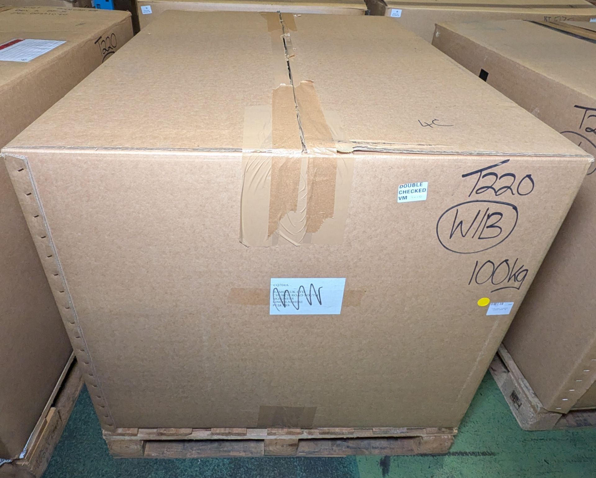 Mixed bags - rucksacks, holdalls - may require repair or be as spares - 100kg - Image 9 of 9
